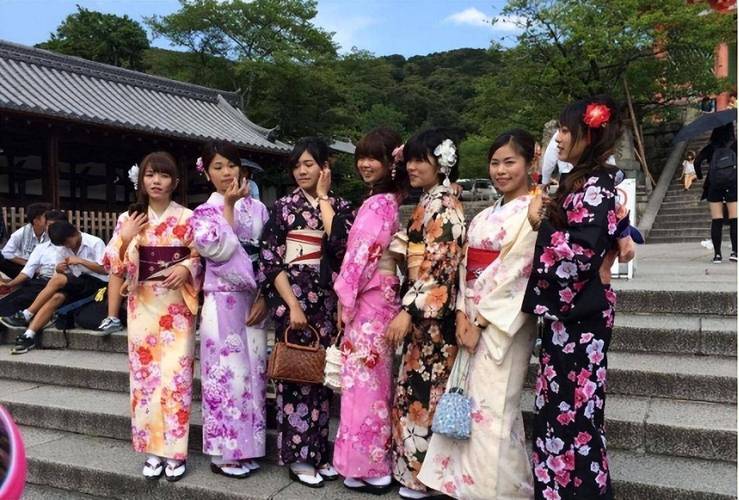 高品质国产欧美日本商品，让你体验不一样的风情