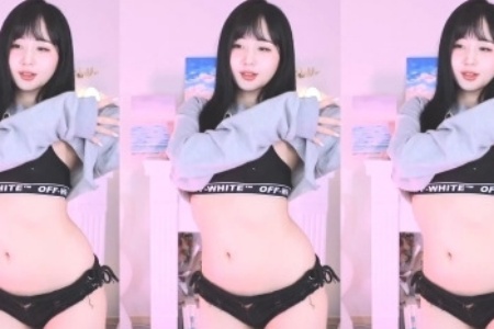 芙宁娜白丝jk爆❌❌乳❌❌❌