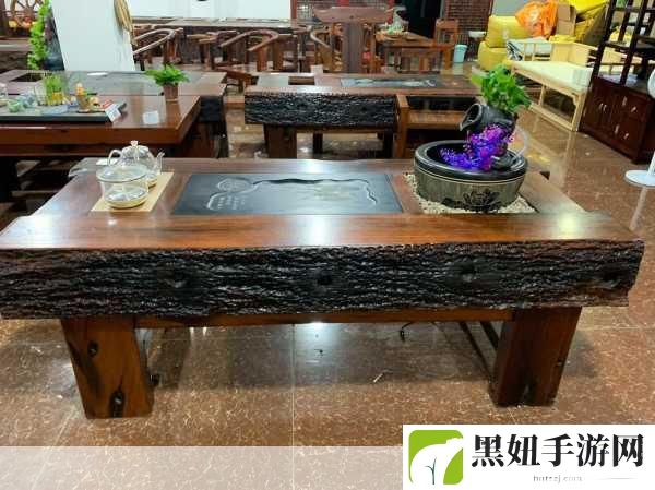 几个装修工人把我压在茶几,1. 装修工人如何将茶几变身为家居艺术品