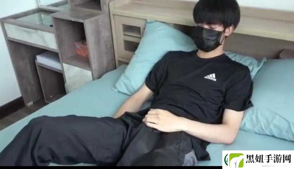 小蓝彩虹男