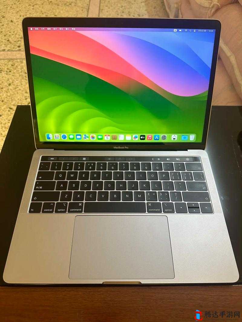 19 岁 MACBOOKPRO 高清-一款令人惊艳的笔记本电脑
