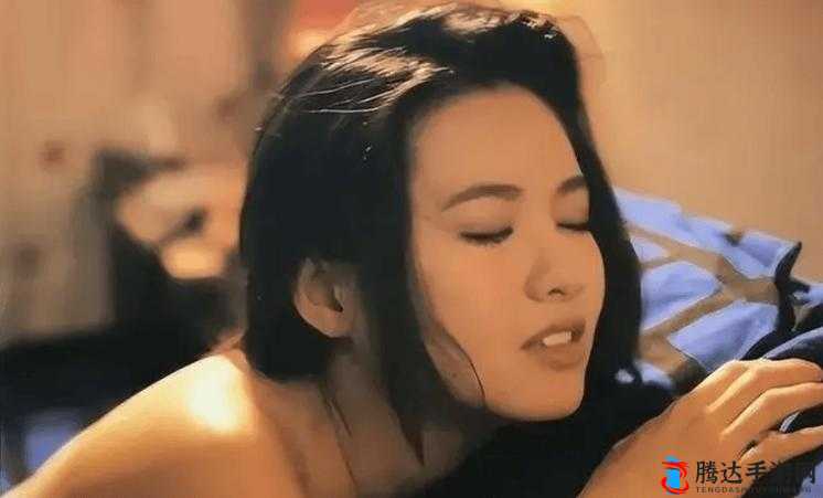 免费的黄色视频:观看需谨慎