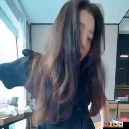 第二段视频是不是张津瑜配音的:引发众人猜测与讨论