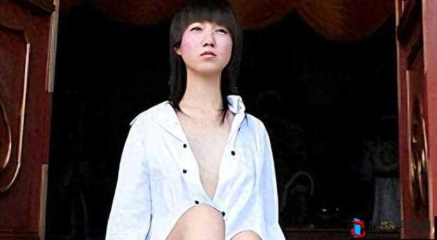 张筱两双腿打开图展现别样风情