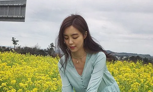 怀孕一肚子的jyH