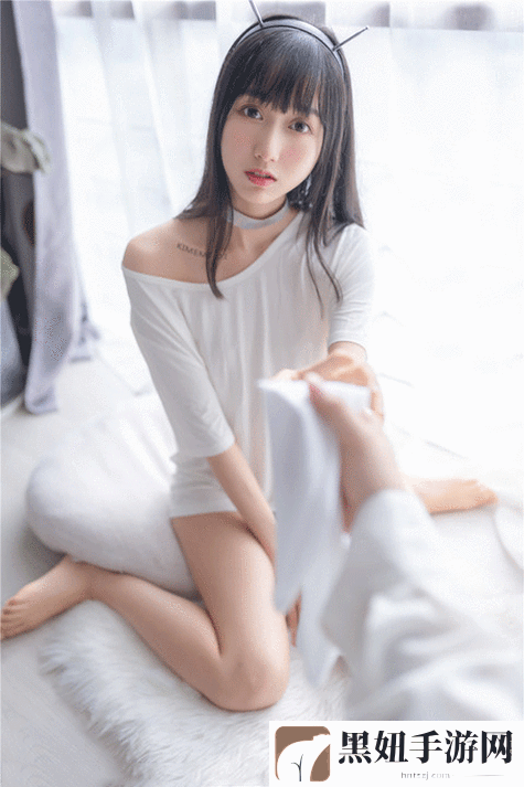 无人区一卡二卡欧美高清:1. "探索无人区:揭开一卡二卡的神秘面纱