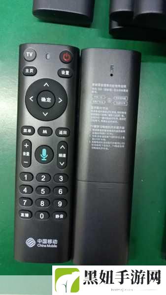 突然将跳d遥控器开到最大:1. 突然将遥控器音量调至最大,家中瞬间变成派对现场