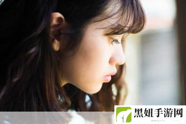 男人和女人一起错错错的说说:1. "当男人和女人相遇,感情的误会总是错综复杂