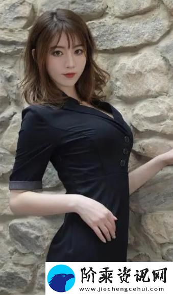 啊〜好痛〜嗯〜轻一点站换脸虚拟与现实交织