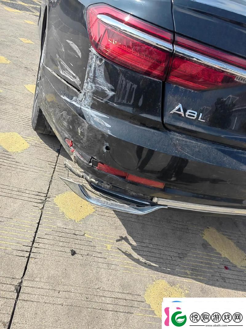 在车里被撞了八次高AO