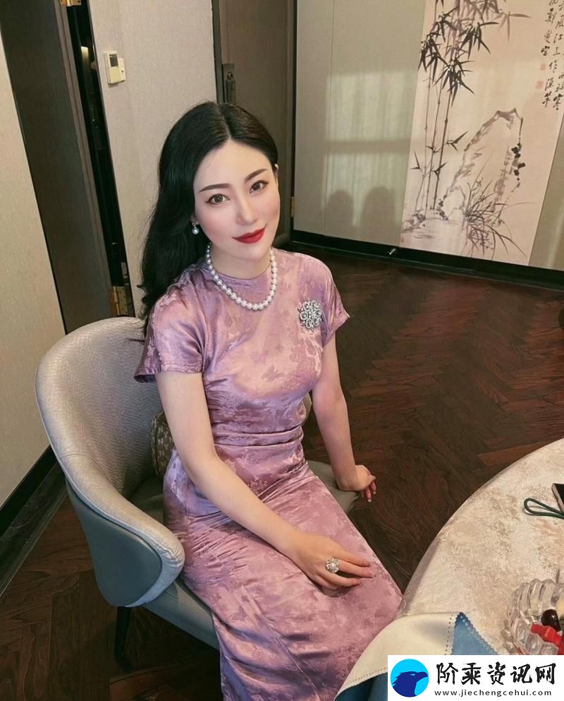 探索“漂亮妈妈”的时尚魅力与育儿智慧柯林资讯