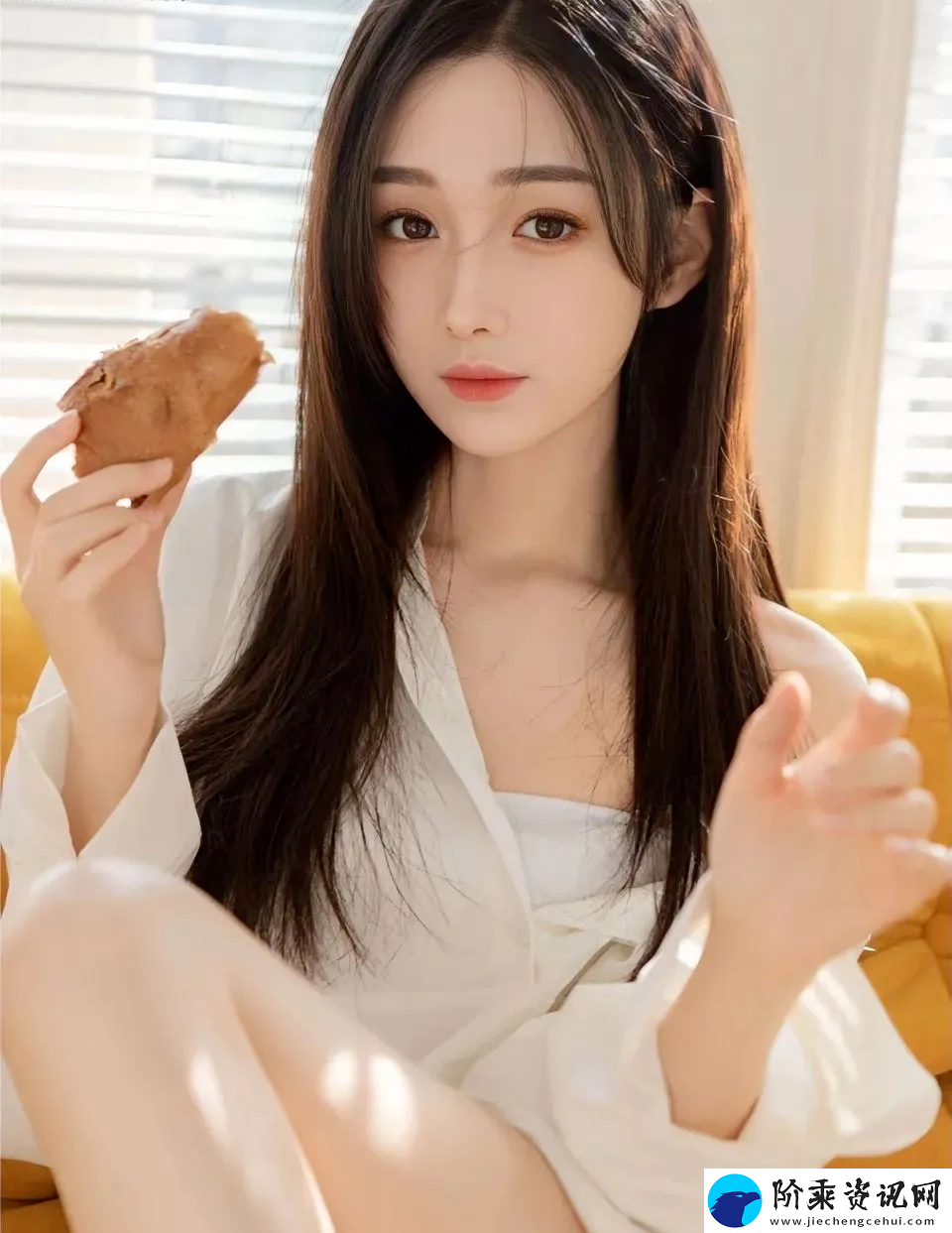 一面膜胸口一面吃下部位片段：成为新潮流？背后的秘密你知道吗？