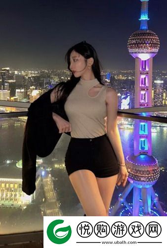 穿上蜜桃91精品㊙️入口内裤包裹的瞬间小王泪目