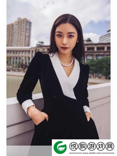 保安情缘老王和许静的人物性格：1.-老王与许静：守护背后的温情故事