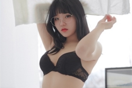 美女又色❌又黄❌丝袜